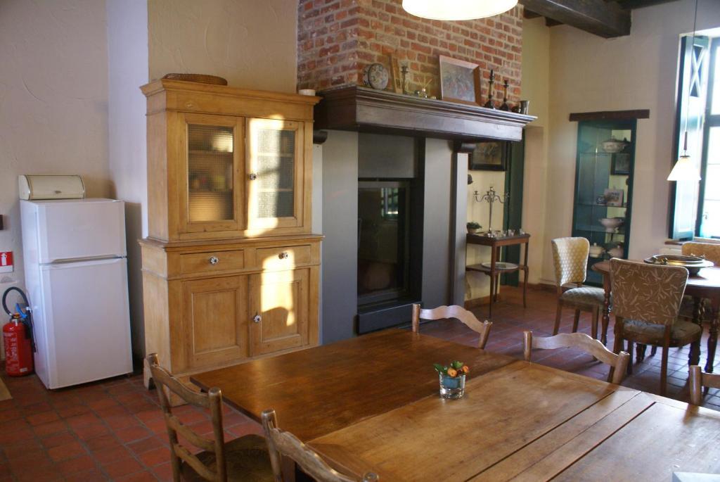 سينت تروادن B&B De Metstermolen الغرفة الصورة